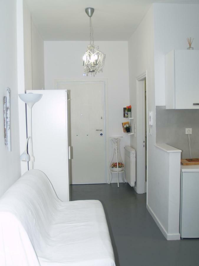 Newly Renovated Apt In Kolonaki Ateny Zewnętrze zdjęcie